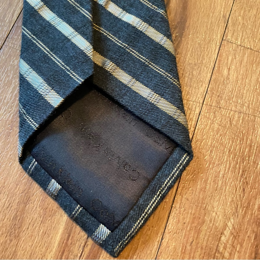 Calvin Klein Gray Tan Striped Silk Blend Men’s Necktie - Picture 10 of 12